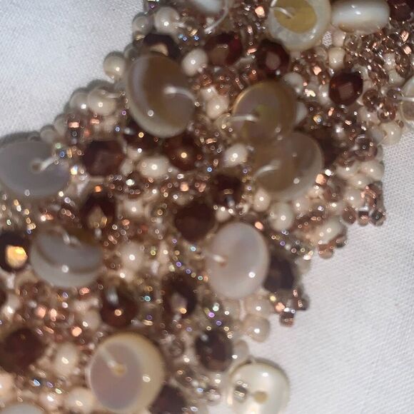 Handmade Seed Bead Mother of Pearl Bracelet 7.5” - Picture 3 of 15